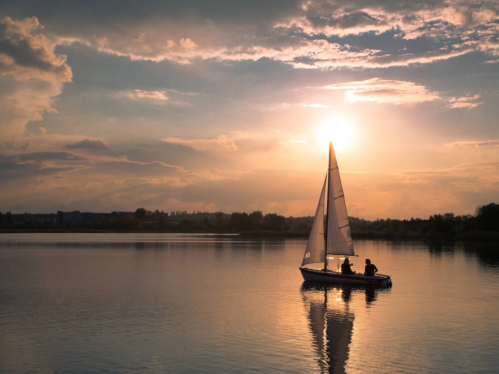 sailboat lake